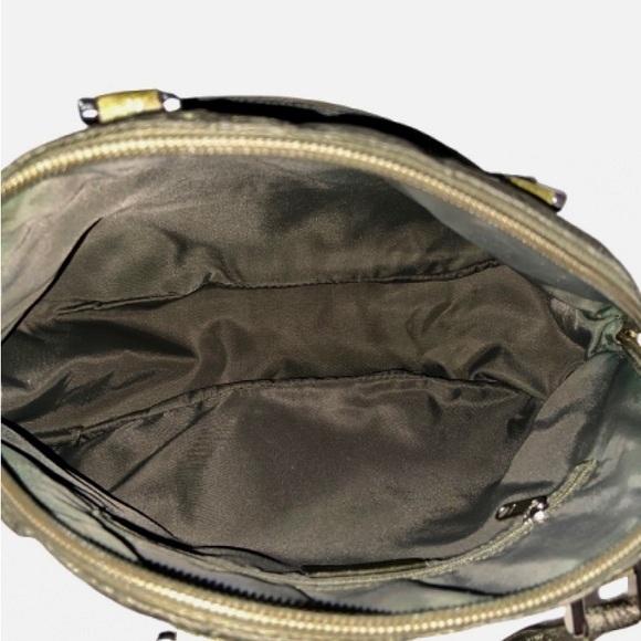 Etro Olive Green Nylon Bag 💚✨ with Leather Trim 👜Vintage vibes - Picture 6 of 7